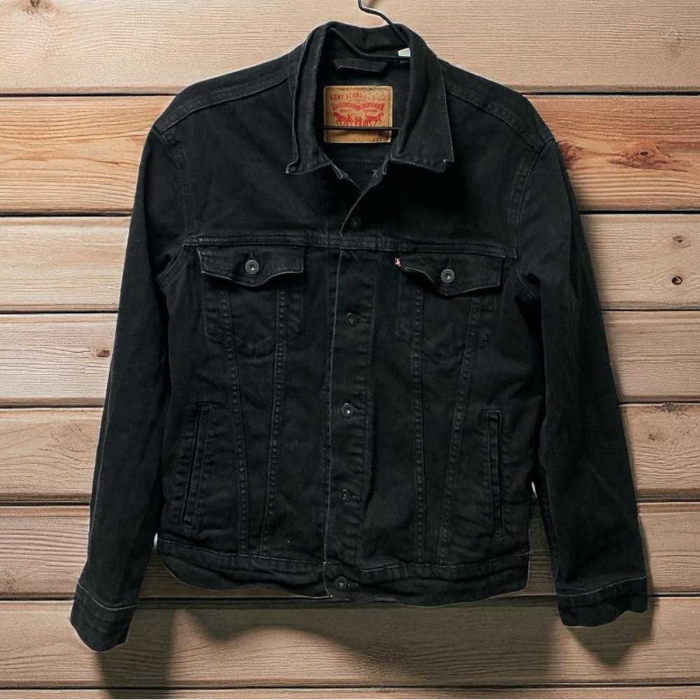 Levi's Classic Black Denim Jacket for Men - Picture 5 of 7